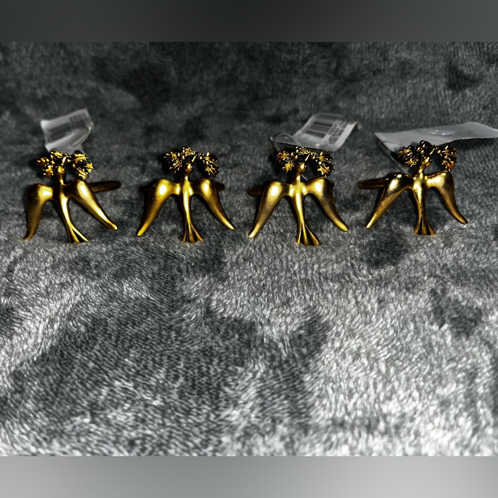 Dove Gold Color Napkin Holders  Set Of 4